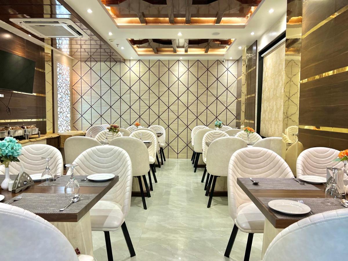 Hotel The Magnum à Deoghar Extérieur photo