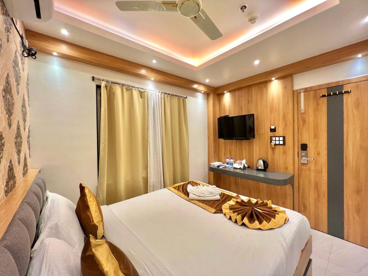 Hotel The Magnum à Deoghar Extérieur photo